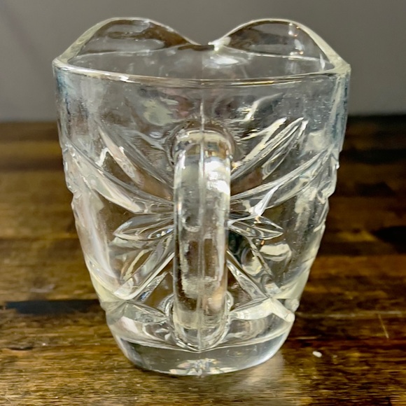Vintage EAPC Anchor Hocking Glass Creamer with Handle Open Top 8 oz Capacity - Picture 3 of 7